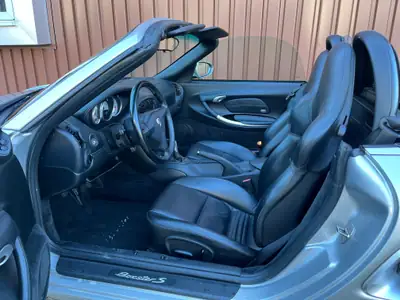 Porsche Boxster S 3.2 — Roadster légendaire, 252 ch et entretien récent — Miniature 15