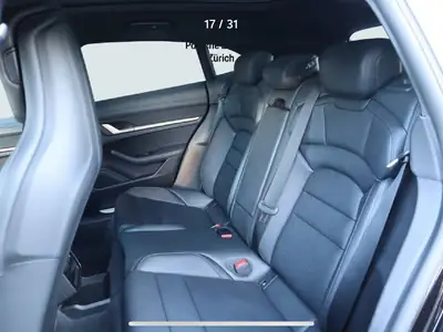 Porsche Taycan 4S Cross Turismo — Électrique haute performance, 72000 km, service récent — Thumbnail 7