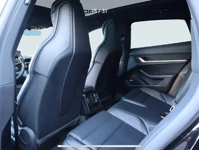 Porsche Taycan 4S Cross Turismo — Électrique haute performance, 72000 km, service récent — Thumbnail 8