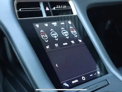 Porsche Taycan 4S Cross Turismo — Électrique haute performance, 72000 km, service récent — Thumbnail 15