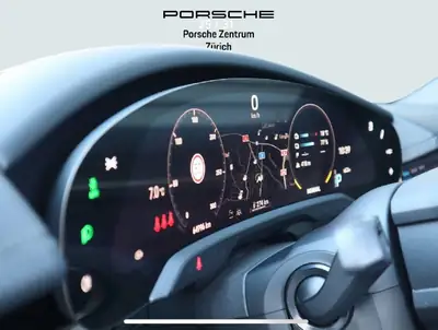 Porsche Taycan 4S Cross Turismo — Électrique haute performance, 72000 km, service récent — Thumbnail 17