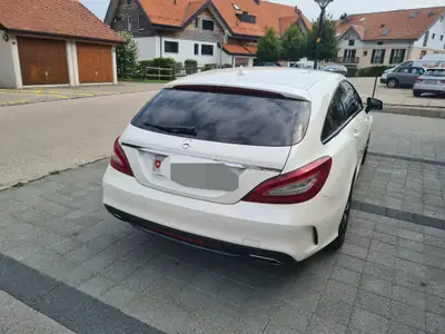 Mercedes-Benz CLS 350 Shooting Brake 4MATIC — Élégance et polyvalence diesel — Seitenansicht