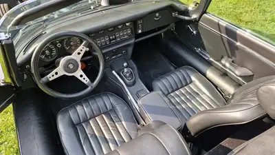 Jaguar E-Type Série 3 V12 1974 — Cabriolet de légende, certificat d'authenticité — Detail