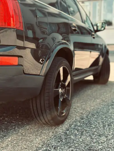 Volvo XC90 V8 AWD Sport — Le dernier V8 suédois, impeccable et régulièrement entretenu — Miniatura 7