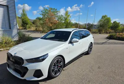 BMW 540d xDrive Touring — Berline familiale hybride diesel haute performance, 30'000 km — Außenansicht