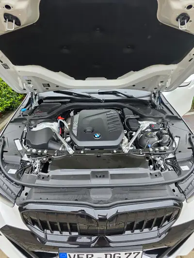 BMW 540d xDrive Touring — Berline familiale hybride diesel haute performance, 30'000 km — Miniatur 9
