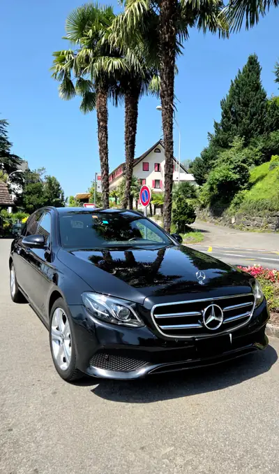 Mercedes-Benz E 220 d Avantgarde — Break diesel performant, mécanique impeccable — vista esterna