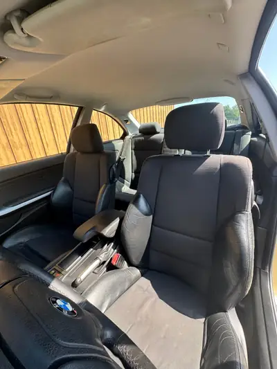 BMW 323Ci Coupé — Classique sportif E46 bien entretenu, sans sinistre — détail
