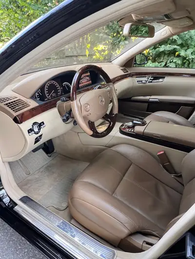 Mercedes-Benz S 600 L V12 — La dernière grande S-Klasse V12, véhicule suisse sans sinistre — Miniatura 8
