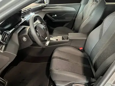 Peugeot 308 1.6 PHEV 180 GT — Hybride rechargeable, 10'000 km, design premium — Miniatur 8