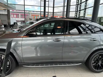 Mercedes-Benz GLE 53 AMG Coupé — Performance hybride, 38 500 km seulement — côté