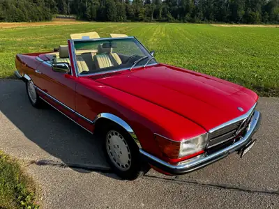 Mercedes-Benz SL 500 1983 — Cabriolet légendaire, moteur 5.0L, contrôle technique récent — Heckansicht