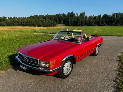 Mercedes-Benz SL 500 1983 — Cabriolet légendaire, moteur 5.0L, contrôle technique récent — Außenansicht