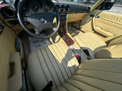 Mercedes-Benz SL 500 1983 — Cabriolet légendaire, moteur 5.0L, contrôle technique récent — Miniatur 8