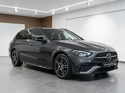 Mercedes-Benz C 300 e T AMG Line — Break hybride rechargeable, 74 000 km, équipement premium — exterior view