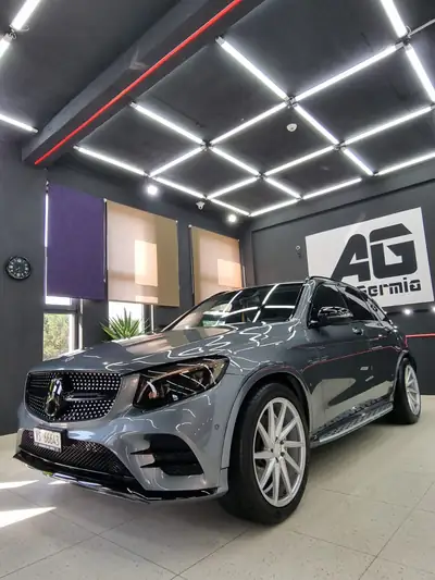 Mercedes-Benz GLC 43 AMG 4Matic — SUV haute performance, 165 000 km seulement — Miniatur 7