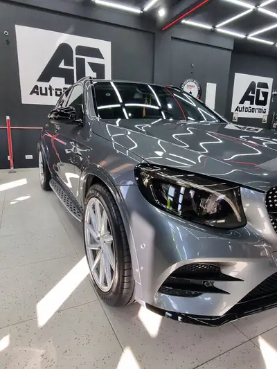 Mercedes-Benz GLC 43 AMG 4Matic — SUV haute performance, 165 000 km seulement — Miniatur 9