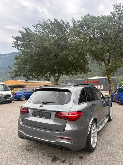 Mercedes-Benz GLC 43 AMG 4Matic — SUV haute performance, 165 000 km seulement — Miniatur 14
