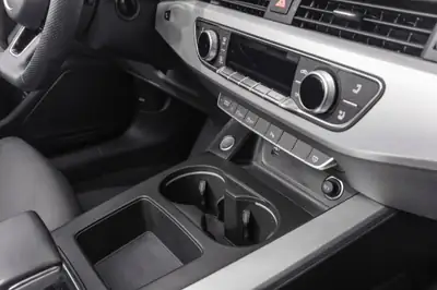 Audi A5 Cabriolet Advanced 40 TFSI — Décapotable élégante, 58'000 km, quattro permanent — Miniature 7