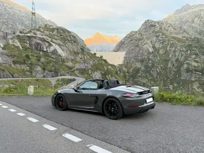 Porsche 718 Boxster GTS 4.0 PDK — Cabriolet sportif 400 ch, sièges carbone, très peu kilométré — Detail