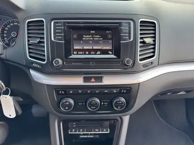 VW Sharan 2.0 TDI — Monospace familial 7 places, moteur économe et équipé — Miniature 15