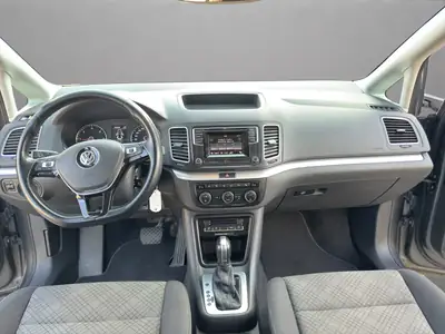 VW Sharan 2.0 TDI — Monospace familial 7 places, moteur économe et équipé — Miniature 14