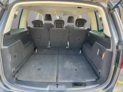 VW Sharan 2.0 TDI — Monospace familial 7 places, moteur économe et équipé — Miniature 19