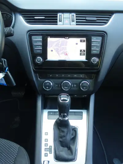 Skoda Octavia Combi 1.4 TSI — Break polyvalent, 243 000 km, sans sinistre — Thumbnail 13