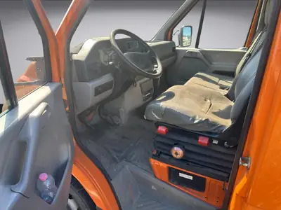 VW LT 46 2.8 TDI Doppelkabine — Benne 3 côtés, 130 ch, robuste et fiable — Detail