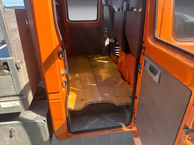 VW LT 46 2.8 TDI Doppelkabine — Benne 3 côtés, 130 ch, robuste et fiable — Miniatur 8