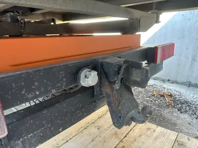 VW LT 46 2.8 TDI Doppelkabine — Benne 3 côtés, 130 ch, robuste et fiable — Miniatur 17