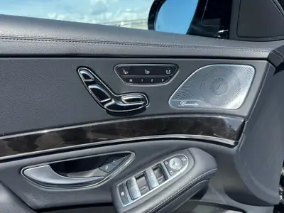 Mercedes-Benz S 350 d Long 4Matic — Berline de prestige, diesel économe, 1ère main 🇨🇭 — Miniature 18