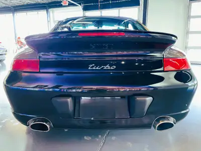 Porsche 911 Turbo 996 — État neuf avec 36'500 km seulement — intérieur