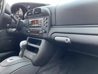 Porsche 911 Turbo 996 — État neuf avec 36'500 km seulement — tableau de bord