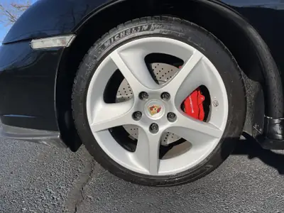 Porsche 911 Turbo 996 — État neuf avec 36'500 km seulement — Miniature 9