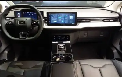 AIWAYS U5 Priime 2024 — SUV électrique 204 ch, seulement 9 500 km — cruscotto