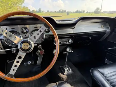 Ford Mustang Shelby GT 500 1967 — Muscle car légendaire, moteur 6.9L 360 ch — Miniatur 8