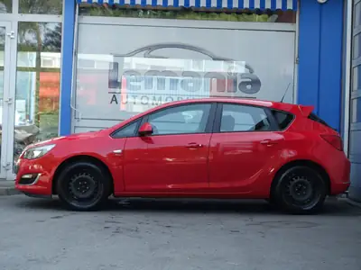 Opel Astra 1.6i Turbo Sport 180 ch — Berline dynamique, sans sinistre, 202 400 km — Thumbnail 7