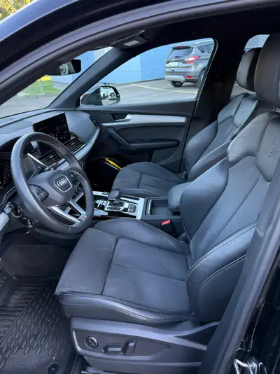 Audi Q5 Sportback 40 TDI S line — SUV coupé premium, 54 000 km, quattro intégral — Armaturenbrett