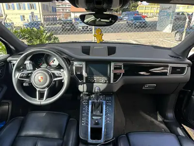 Porsche Macan S PDK — SUV sportif 340 ch, sans accident, kilométrage affichéè — vista posteriore