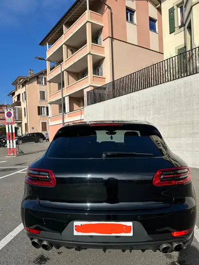 Porsche Macan S PDK — SUV sportif 340 ch, sans accident, kilométrage affichéè — interni