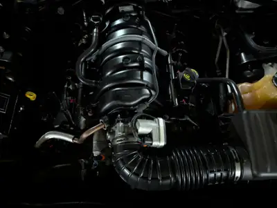 Chrysler 300C 5.7 HEMI V8 360 PS — Berline musclée américaine, entretien soigné — dettaglio