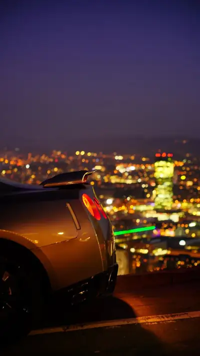 Nissan GT-R 3.8 V6 Biturbo Black Edition — Hypercar Japonaise Authentique, Jamais Modifiée — Miniatur 15