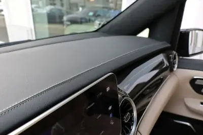 Mercedes-Benz V 300 d lang Exclusive 4Matic — Monospace premium 7 places, pack luxe complet — Thumbnail 28