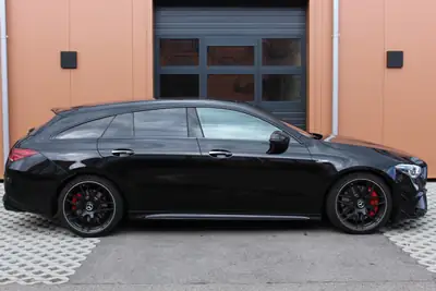 Mercedes-Benz CLA 45 S AMG Shooting Brake — Performance 422 ch, Traction intégrale, 98'000 km — intérieur