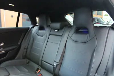 Mercedes-Benz CLA 45 S AMG Shooting Brake — Performance 422 ch, Traction intégrale, 98'000 km — Miniature 22