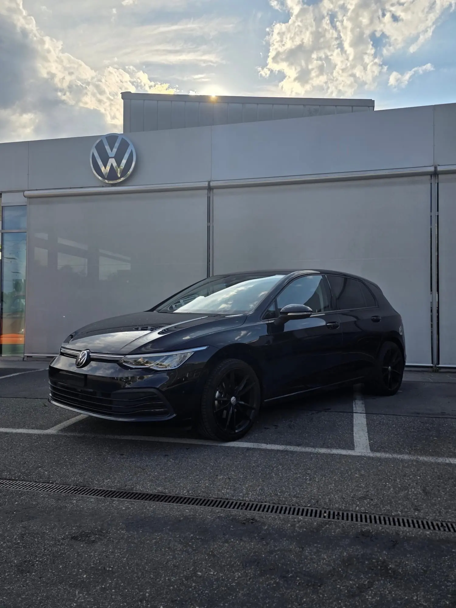 VW Tiguan Golf 8 eTSI 1.0 — Hybride léger économique, 103'000 km