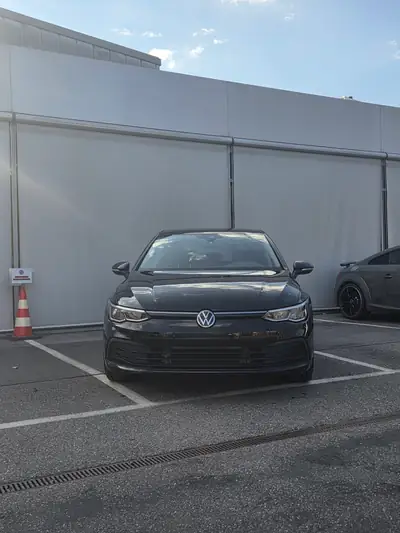 VW Tiguan Golf 8 eTSI 1.0 — Hybride léger économique, 103'000 km — vista posteriore