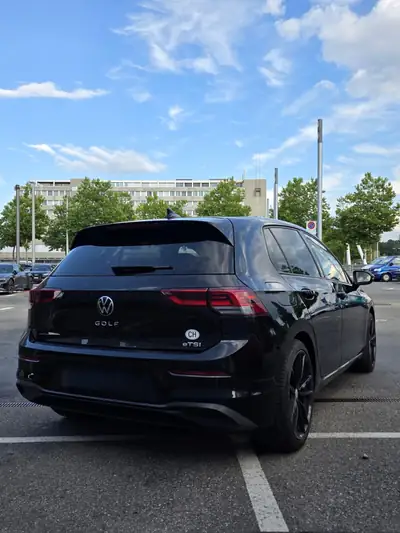 VW Tiguan Golf 8 eTSI 1.0 — Hybride léger économique, 103'000 km — dettaglio