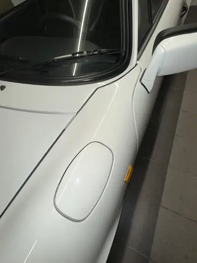 Porsche 911 Carrera Targa 1984 — Icône cabriolet, 231 ch, boîte manuelle — Innenraum